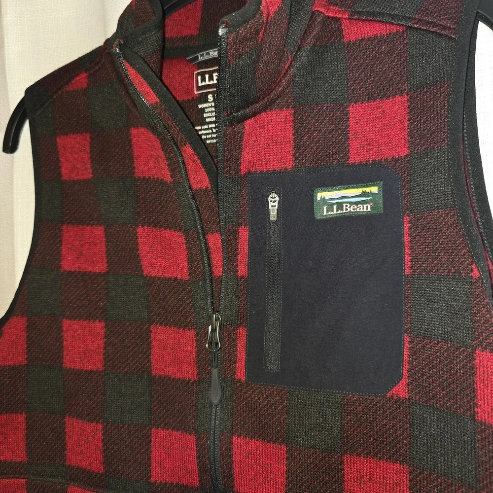 LL Bean Fleece Vest Red Black Buffalo Plaid Full Zip Size Small S Reg Womens - Picture 2 of 8